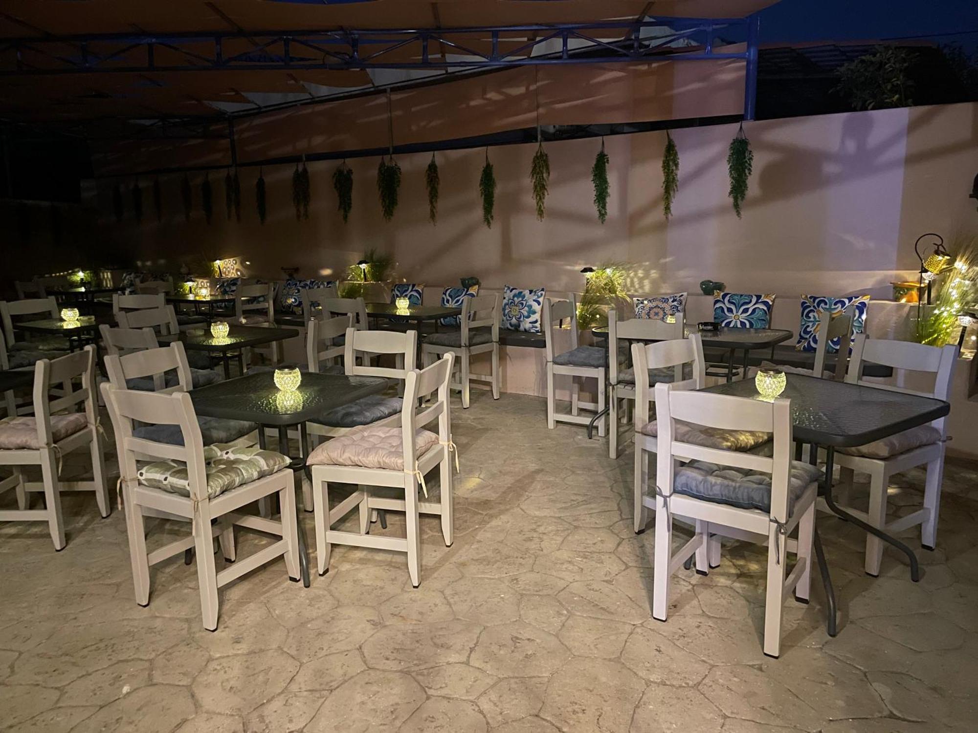 Hotel Kourkoumelata Аргостолион Экстерьер фото